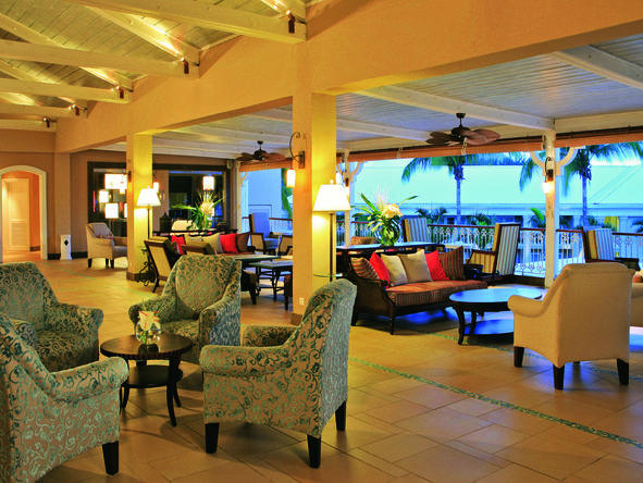 Sugar Beach Resort - spacious lounge